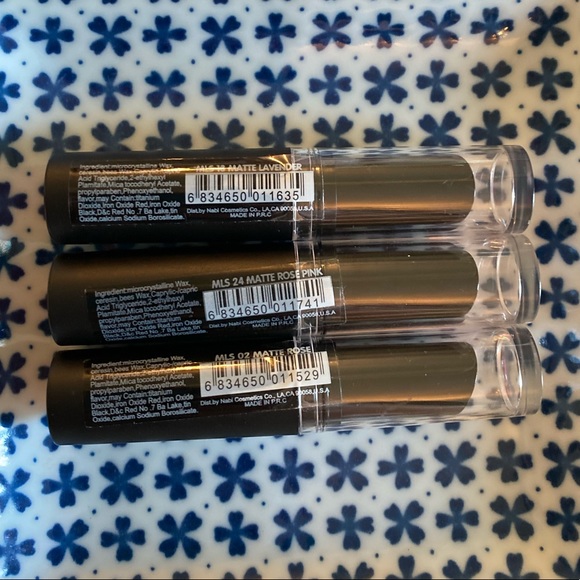 Pink Lipstick (sealed)! - Picture 3 of 6